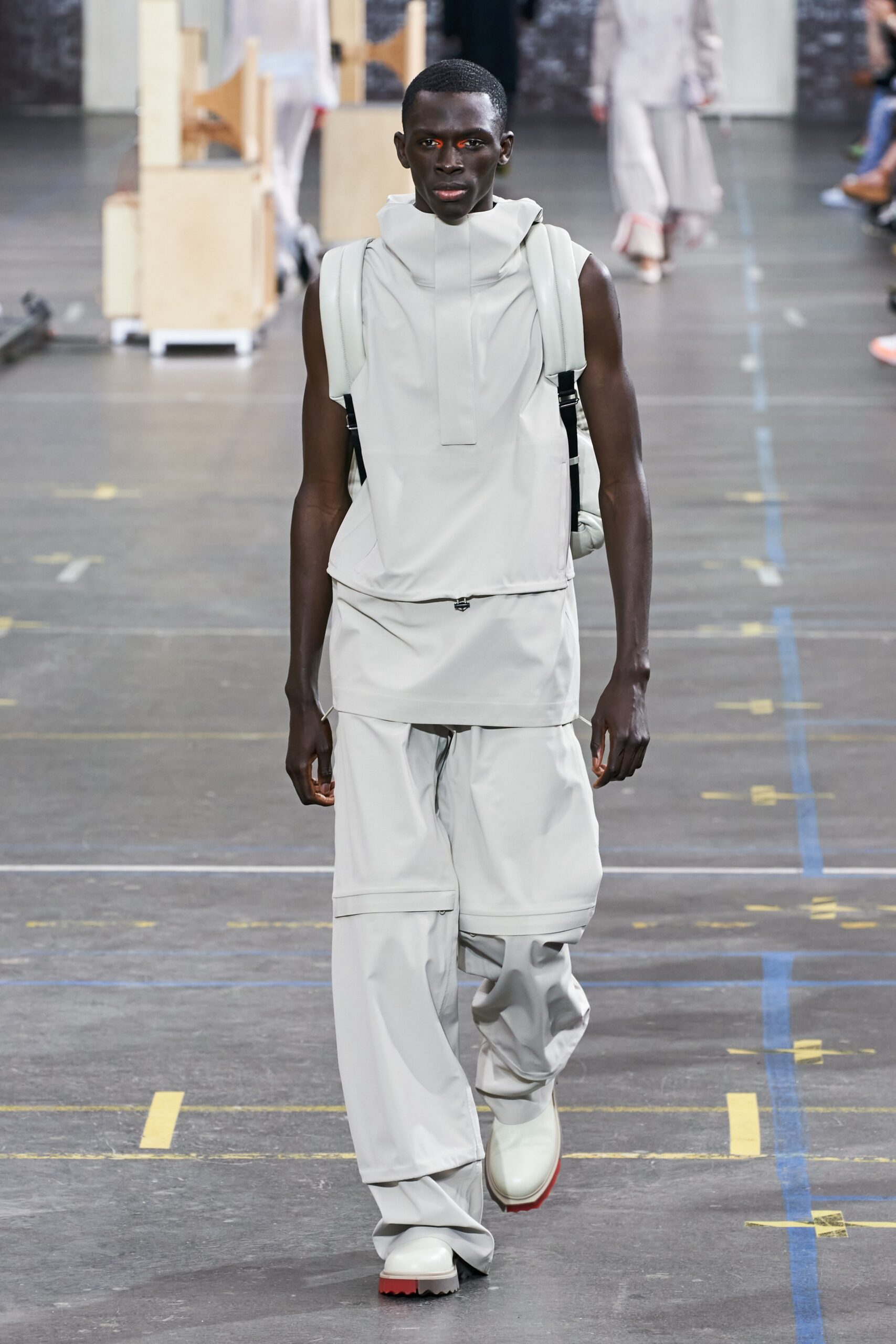 Off-White F/W 21 Look 34