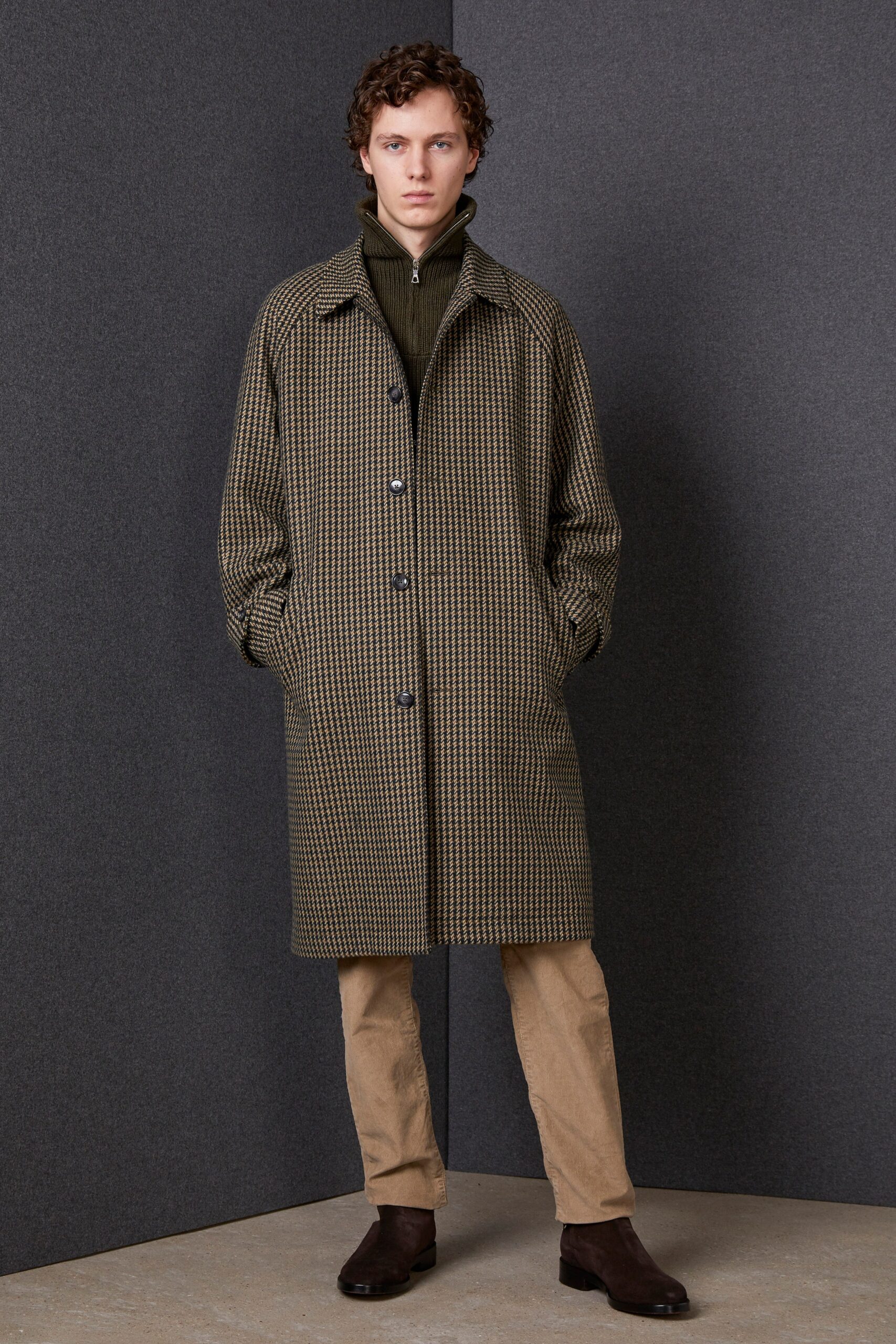 Officine Générale F/W 22 Look 43
