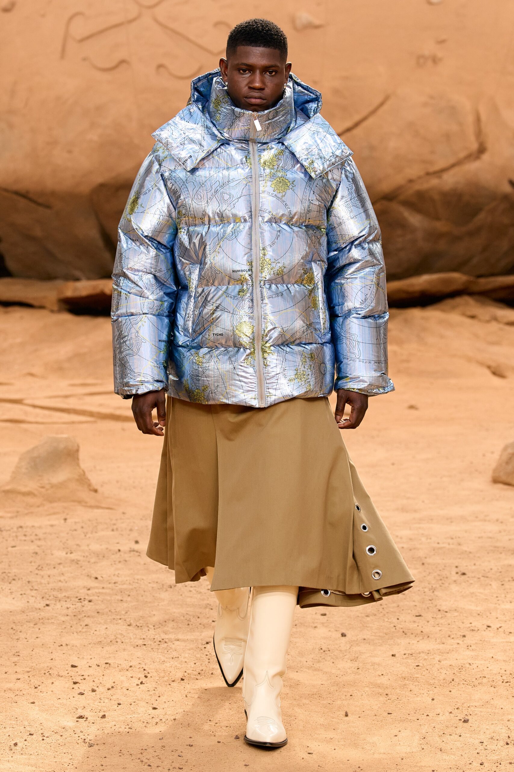 Off-White F/W 23 Look 44