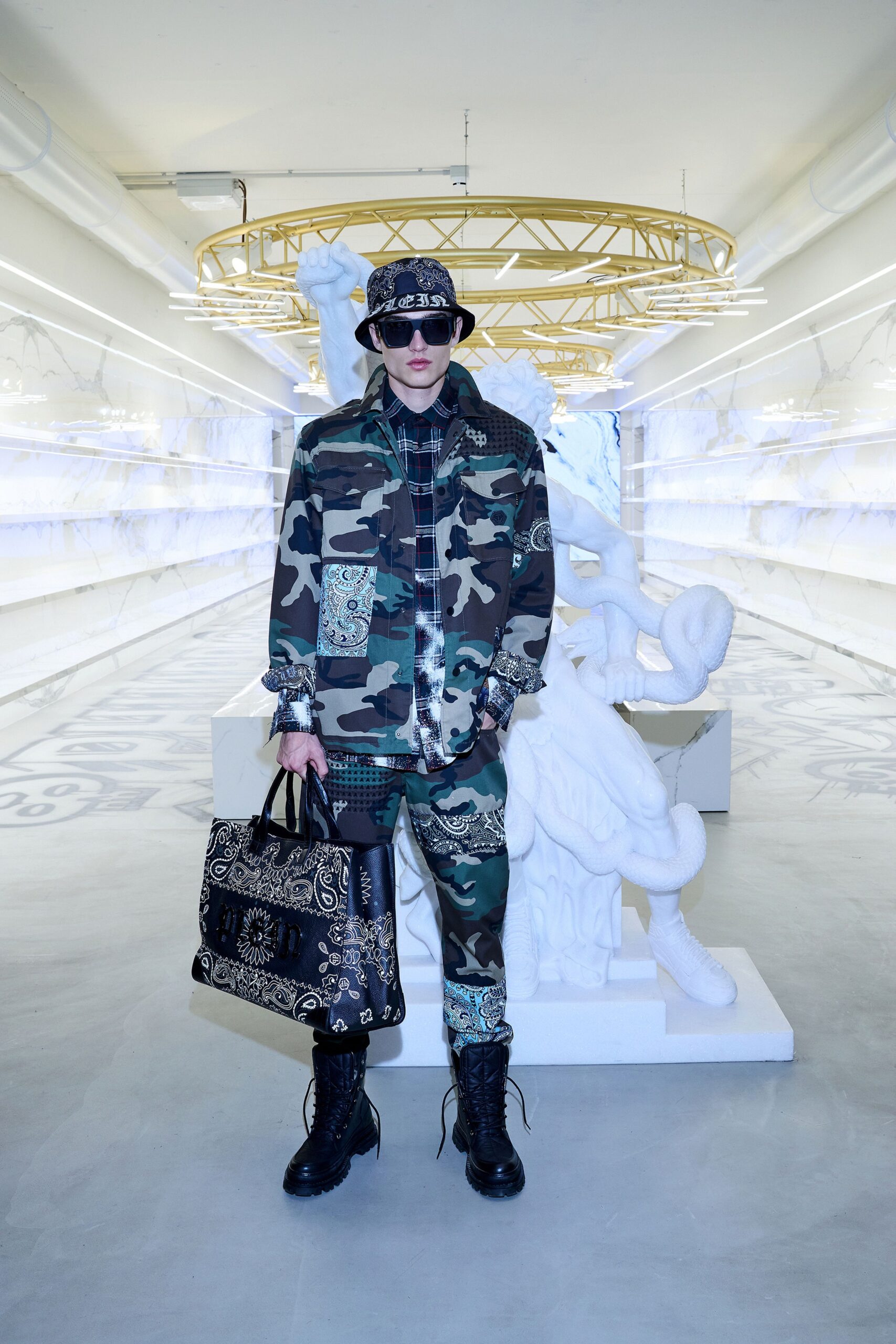 Philipp Plein F/W 23 Look 49