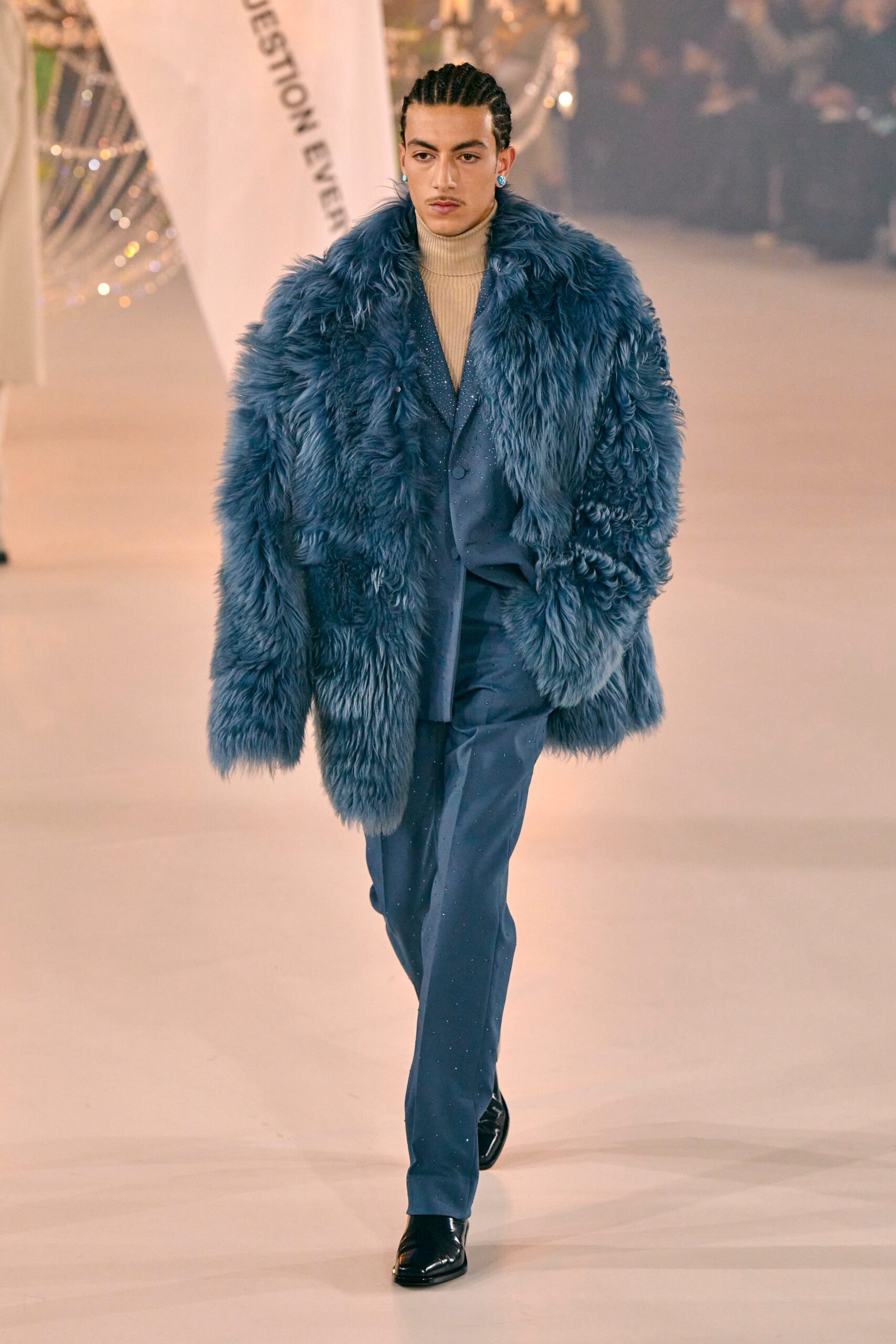 Off-White F/W 22 Menswear Look 50