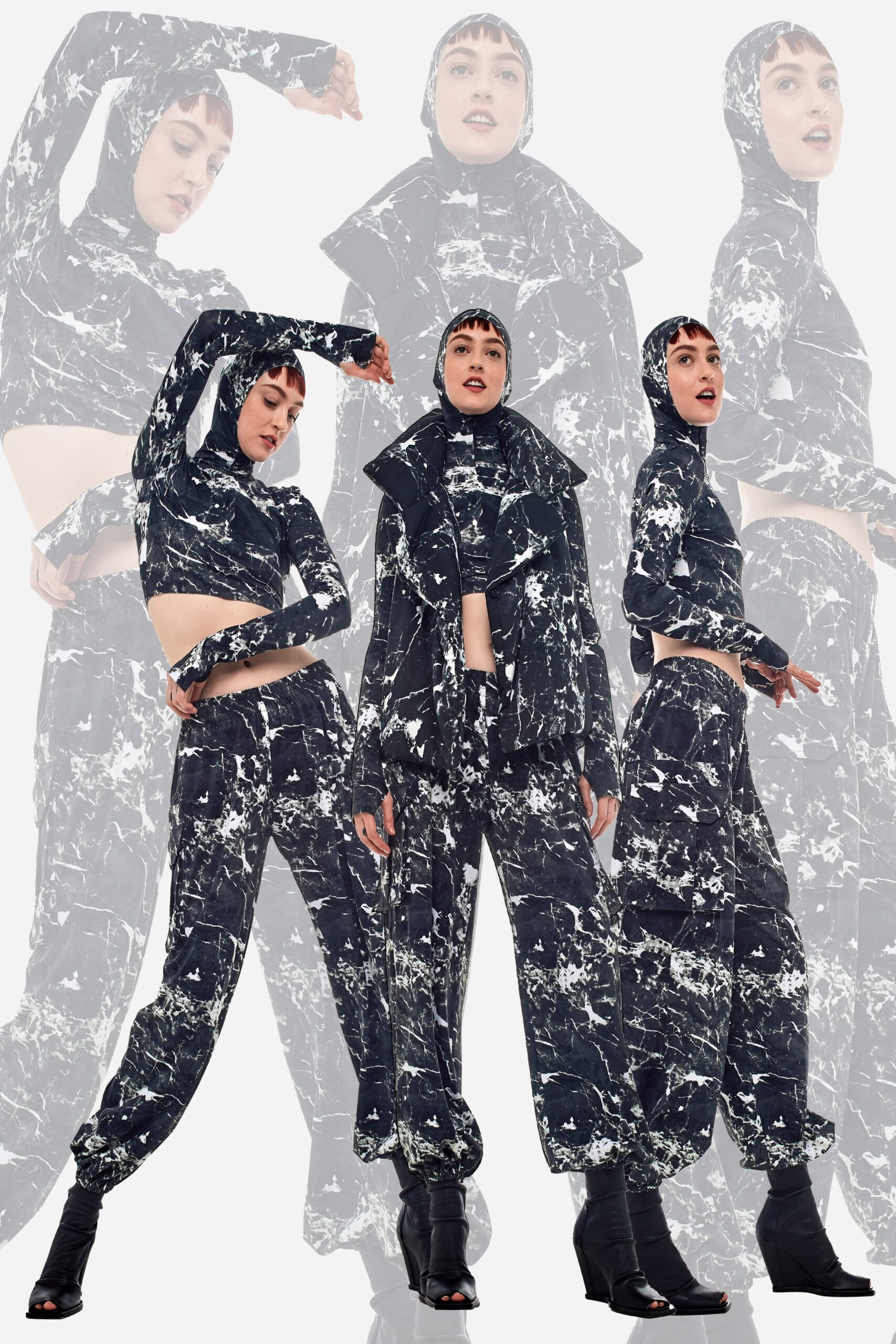 Norma Kamali F/W 22 Look 61