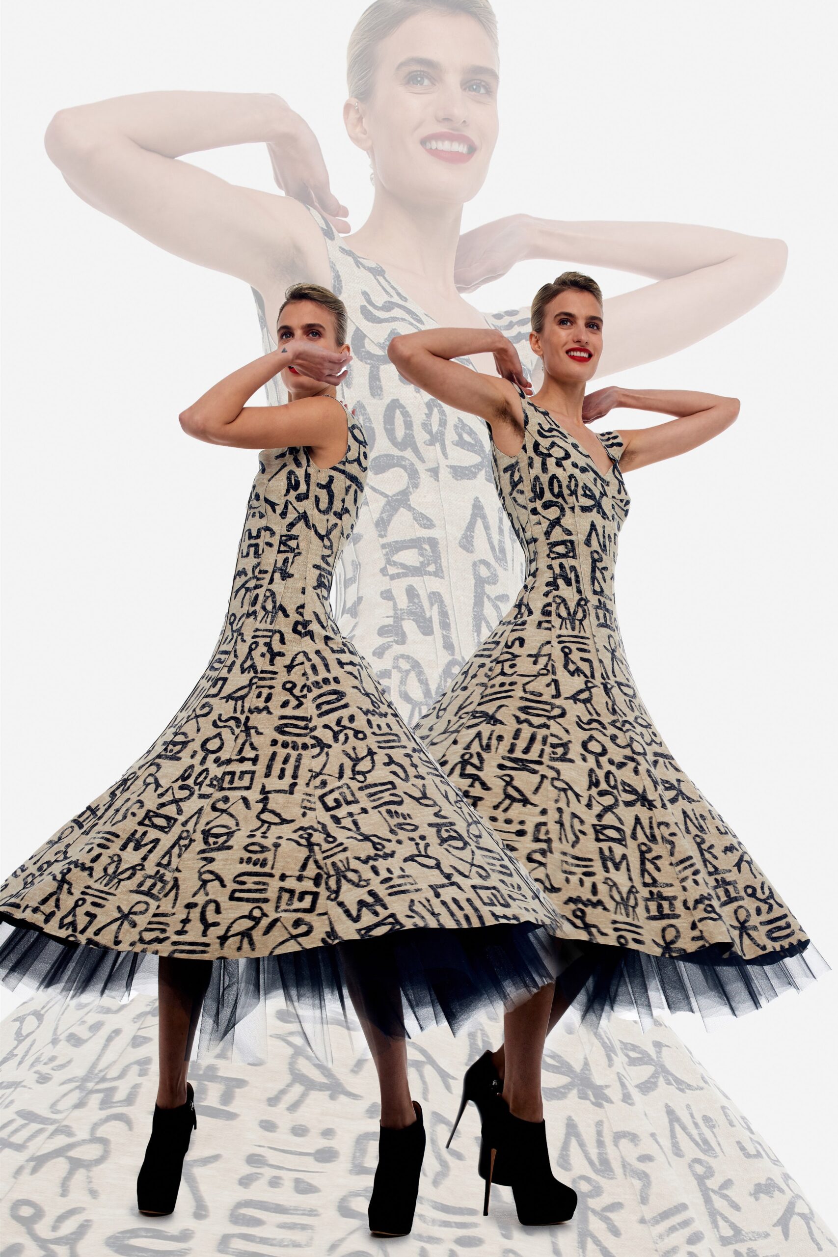 Norma Kamali F/W 22 Look 110