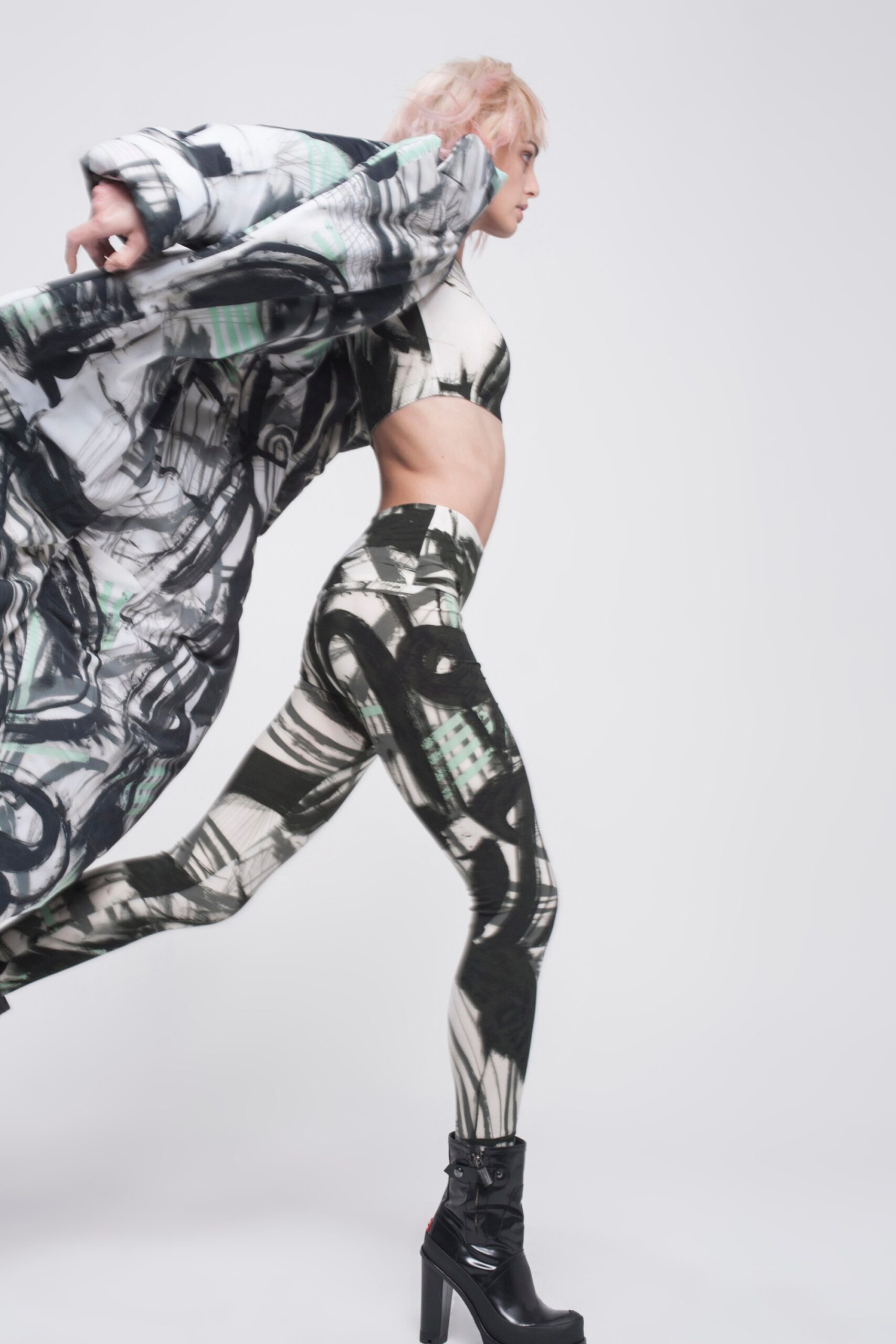 Norma Kamali F/W 16 Look 1