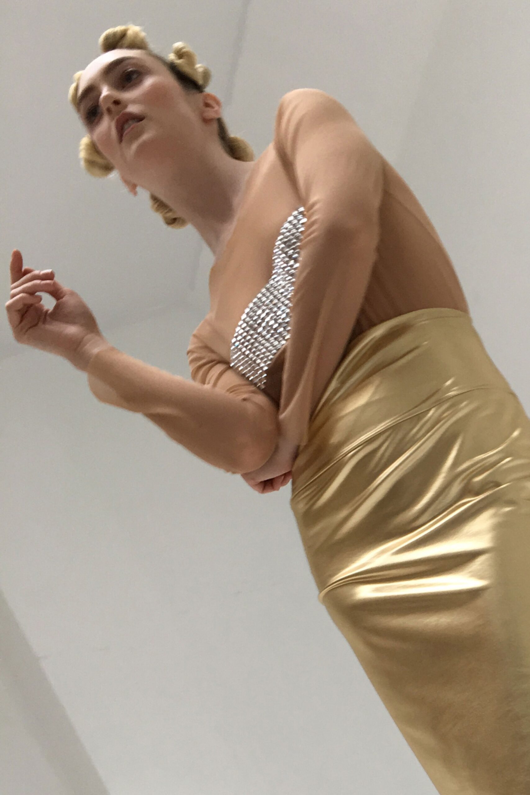 Norma Kamali Resort 18 Look 3