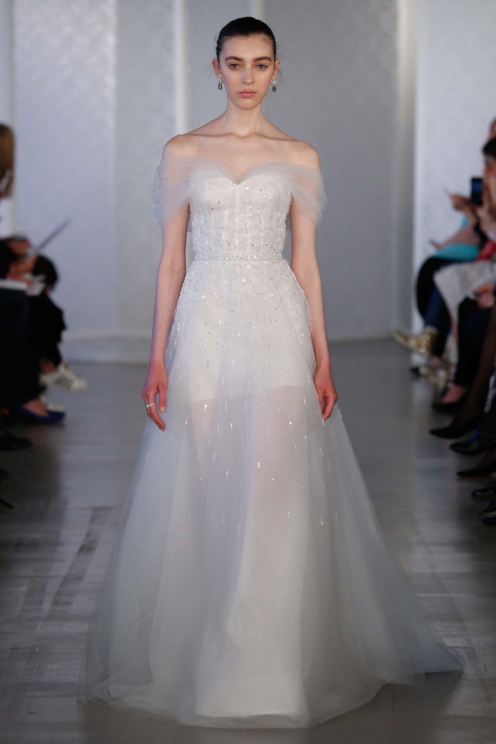 Oscar de la Renta S/S 17 Bridal Look 3