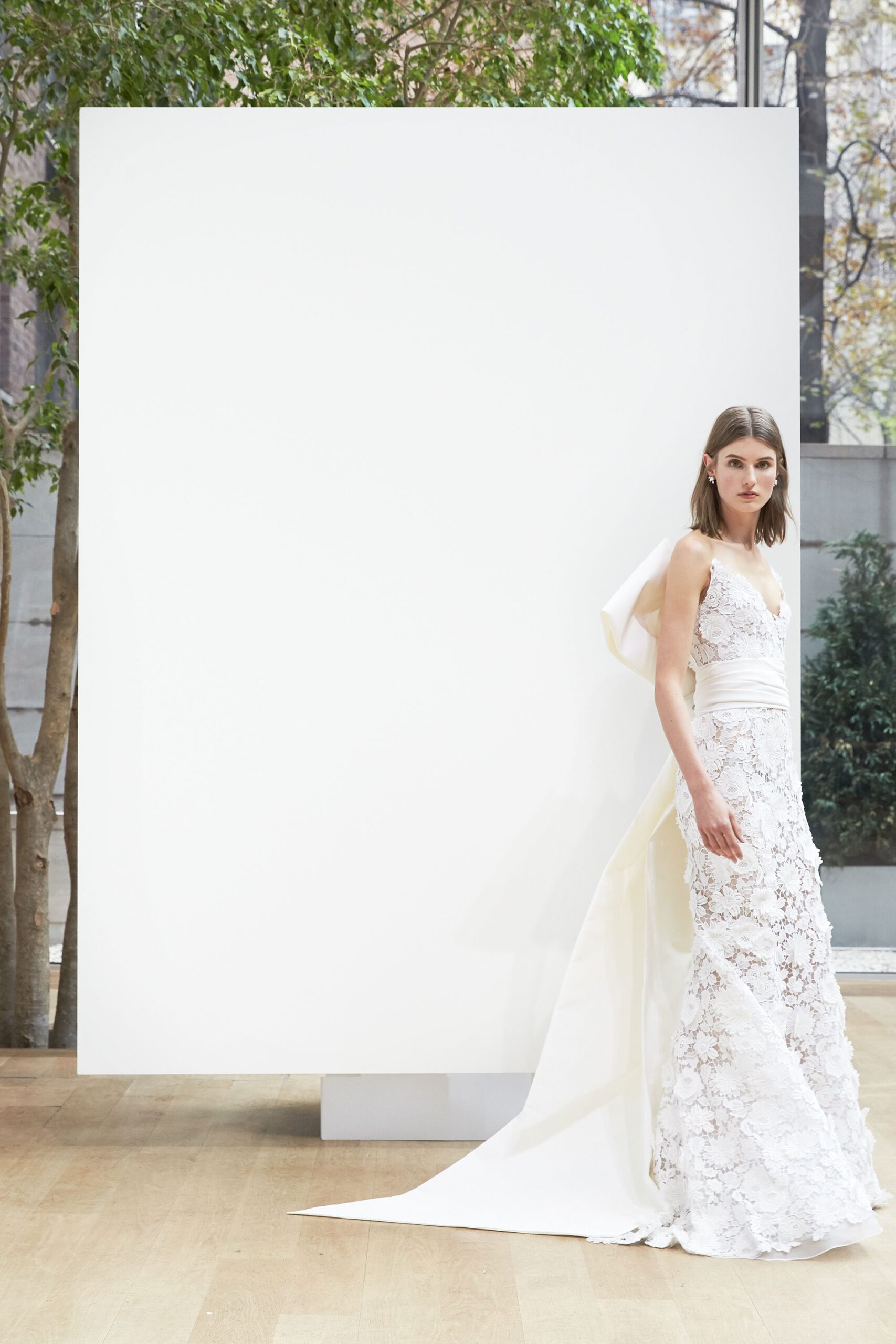 Oscar de la Renta S/S 18 Bridal Look 6