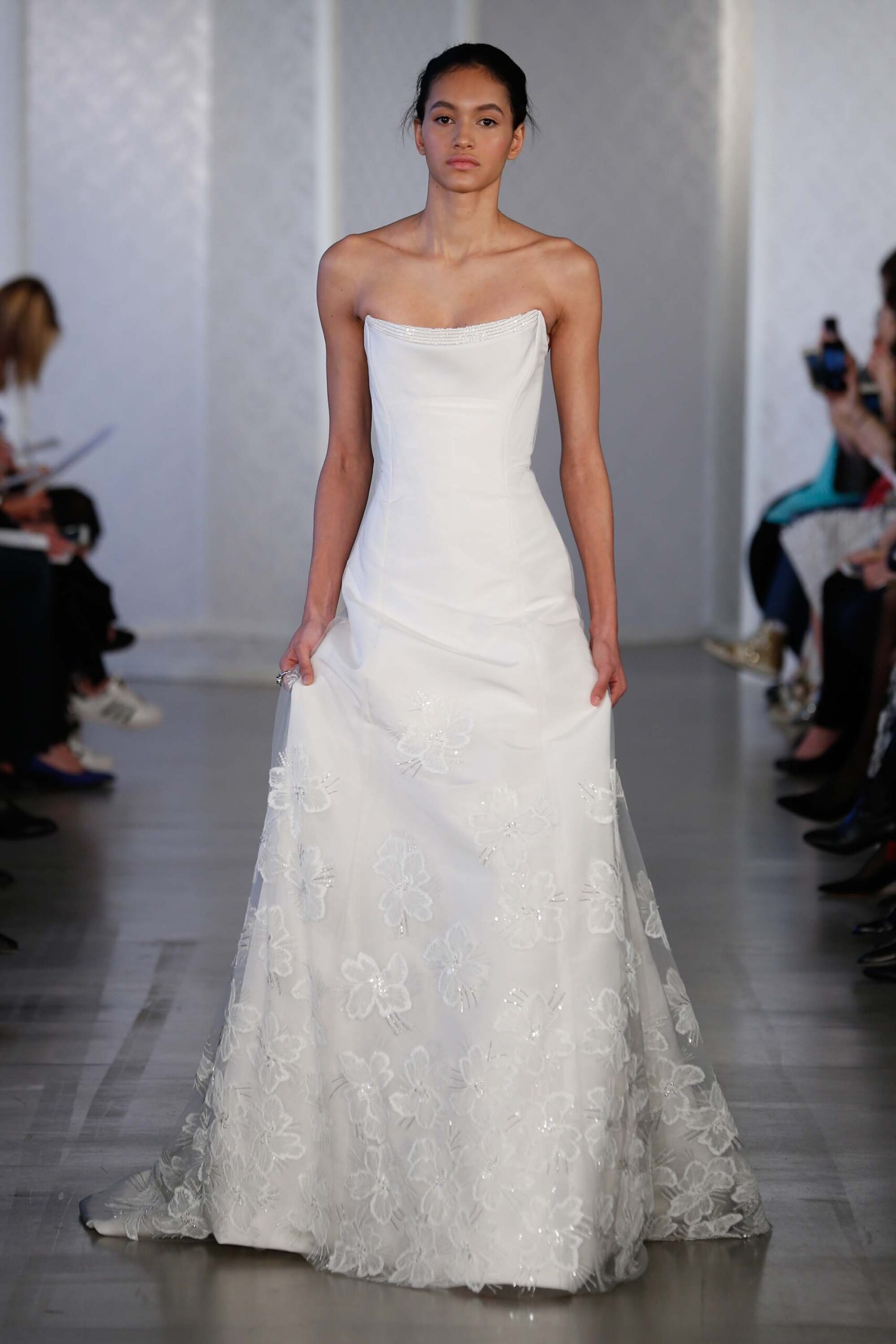 Oscar de la Renta S/S 17 Bridal Look 6