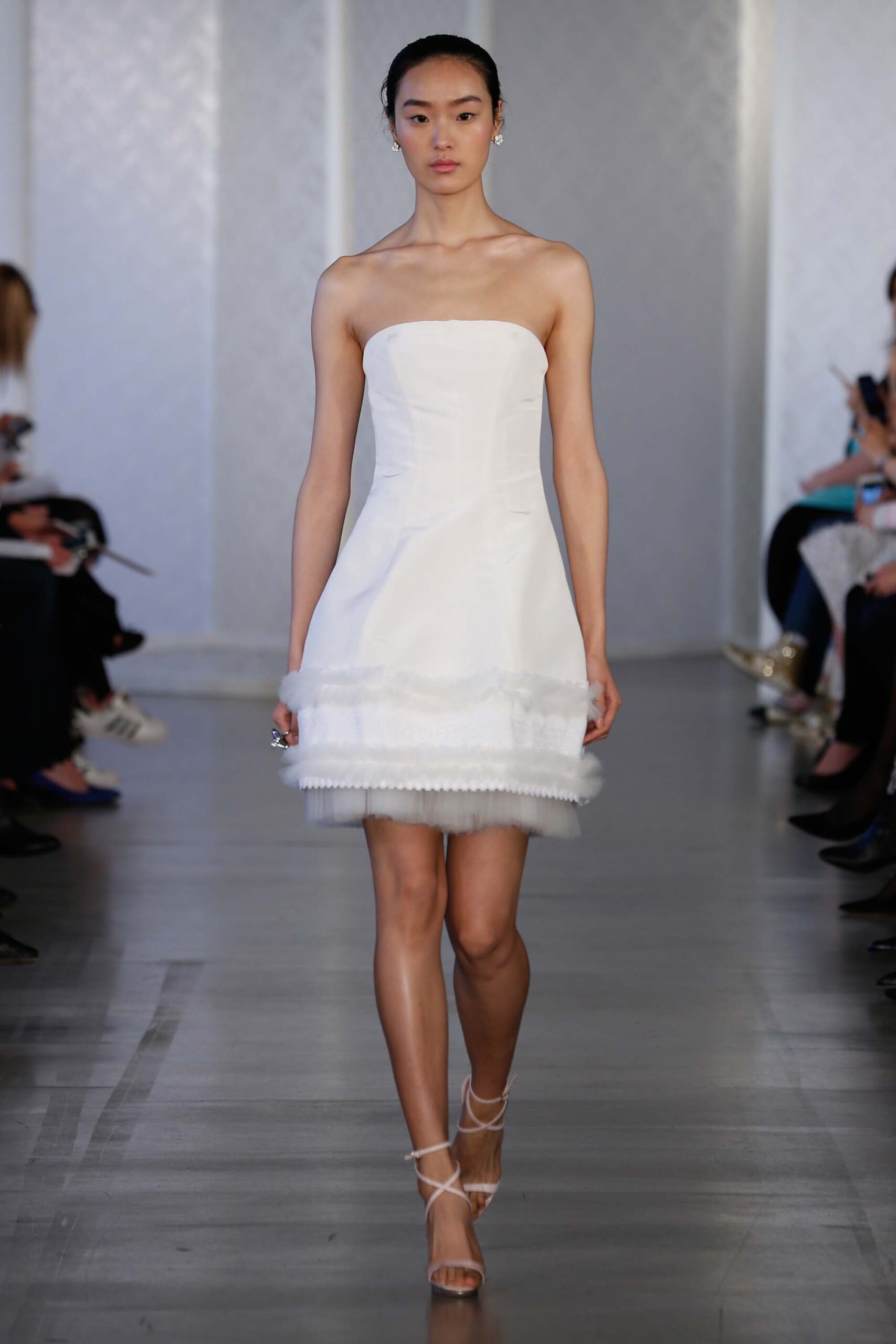 Oscar de la Renta S/S 17 Bridal Look 8