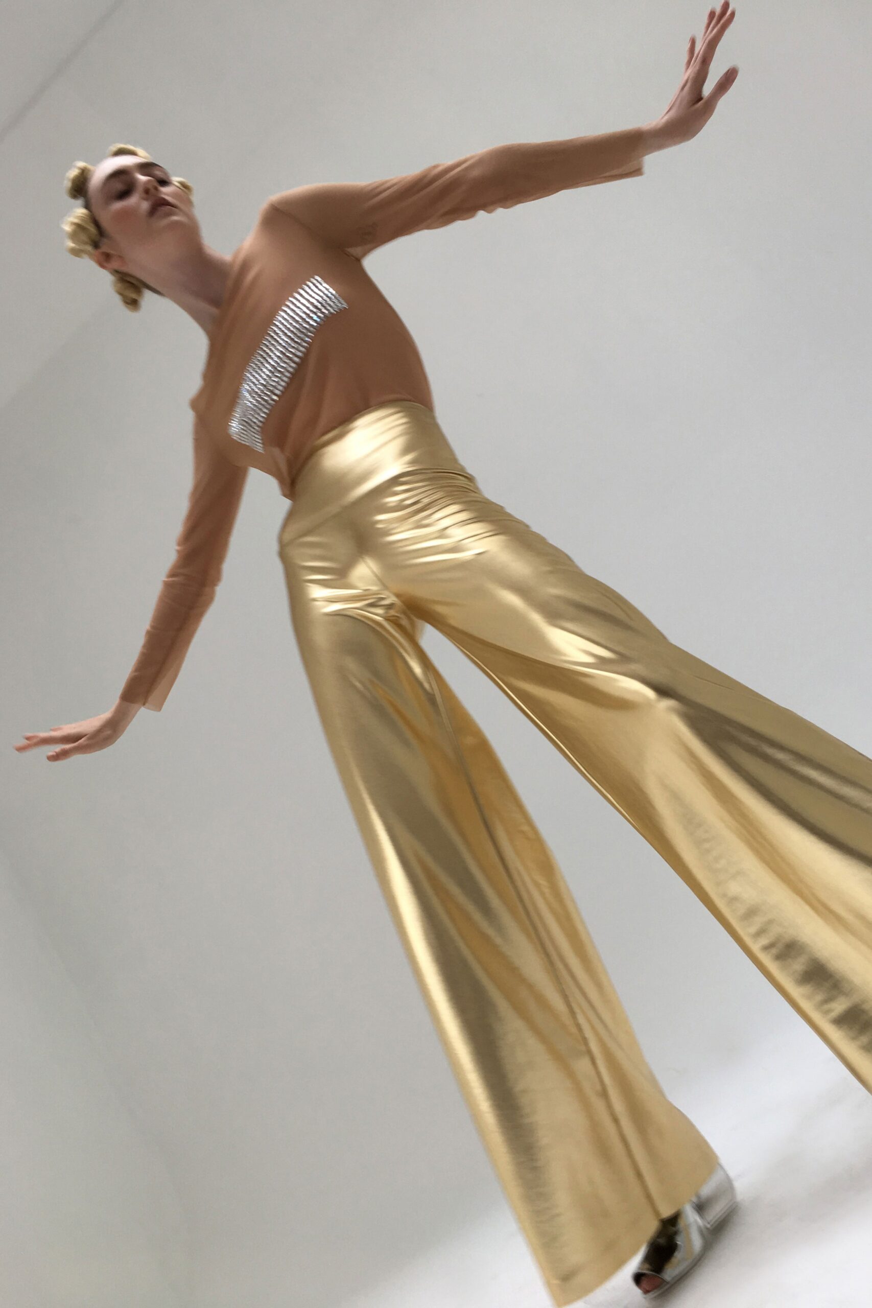 Norma Kamali Resort 18 Look 10