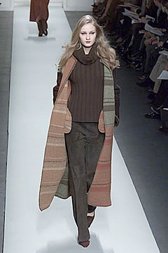 Oscar de la Renta F/W 00 Look 13