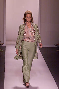 Oscar de la Renta S/S 01 Look 7