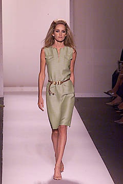 Oscar de la Renta S/S 01 Look 15