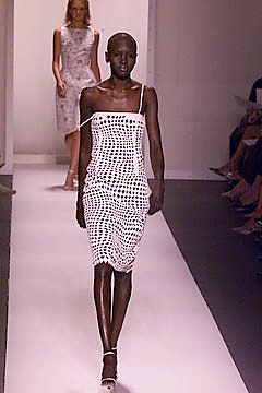 Oscar de la Renta S/S 01 Look 27