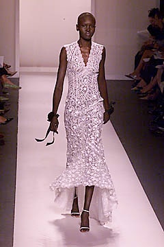 Oscar de la Renta S/S 01 Look 55