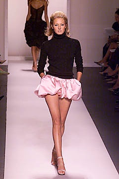 Oscar de la Renta S/S 01 Look 56