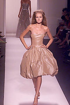 Oscar de la Renta S/S 01 Look 59