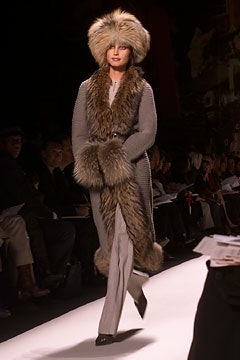 Oscar de la Renta F/W 02 Look 15