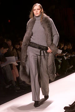 Oscar de la Renta F/W 02 Look 16