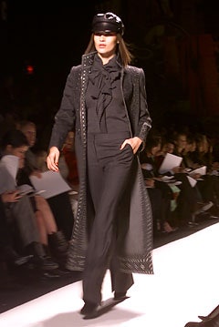 Oscar de la Renta F/W 02 Look 17