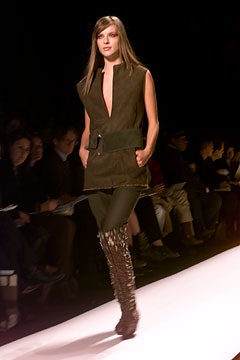 Oscar de la Renta F/W 02 Look 22