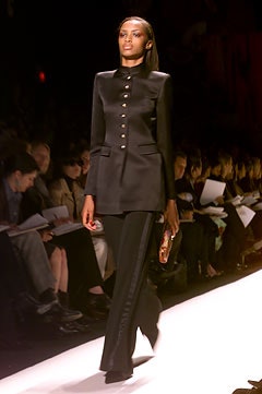 Oscar de la Renta F/W 02 Look 30