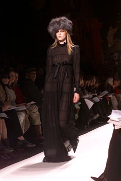 Oscar de la Renta F/W 02 Look 44
