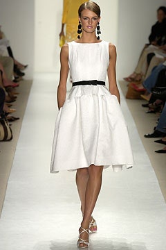 Oscar de la Renta S/S 04 Look 2
