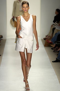 Oscar de la Renta S/S 04 Look 16