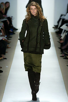 Oscar de la Renta F/W 04 Look 2