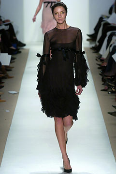 Oscar de la Renta F/W 04 Look 27