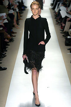 Oscar de la Renta F/W 04 Look 30