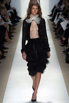 Oscar de la Renta F/W 04 Look 33