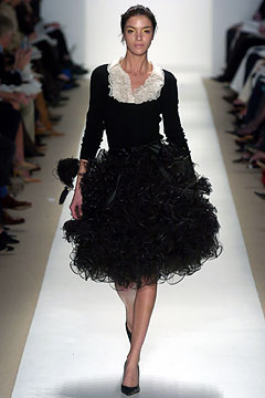 Oscar de la Renta F/W 04 Look 45