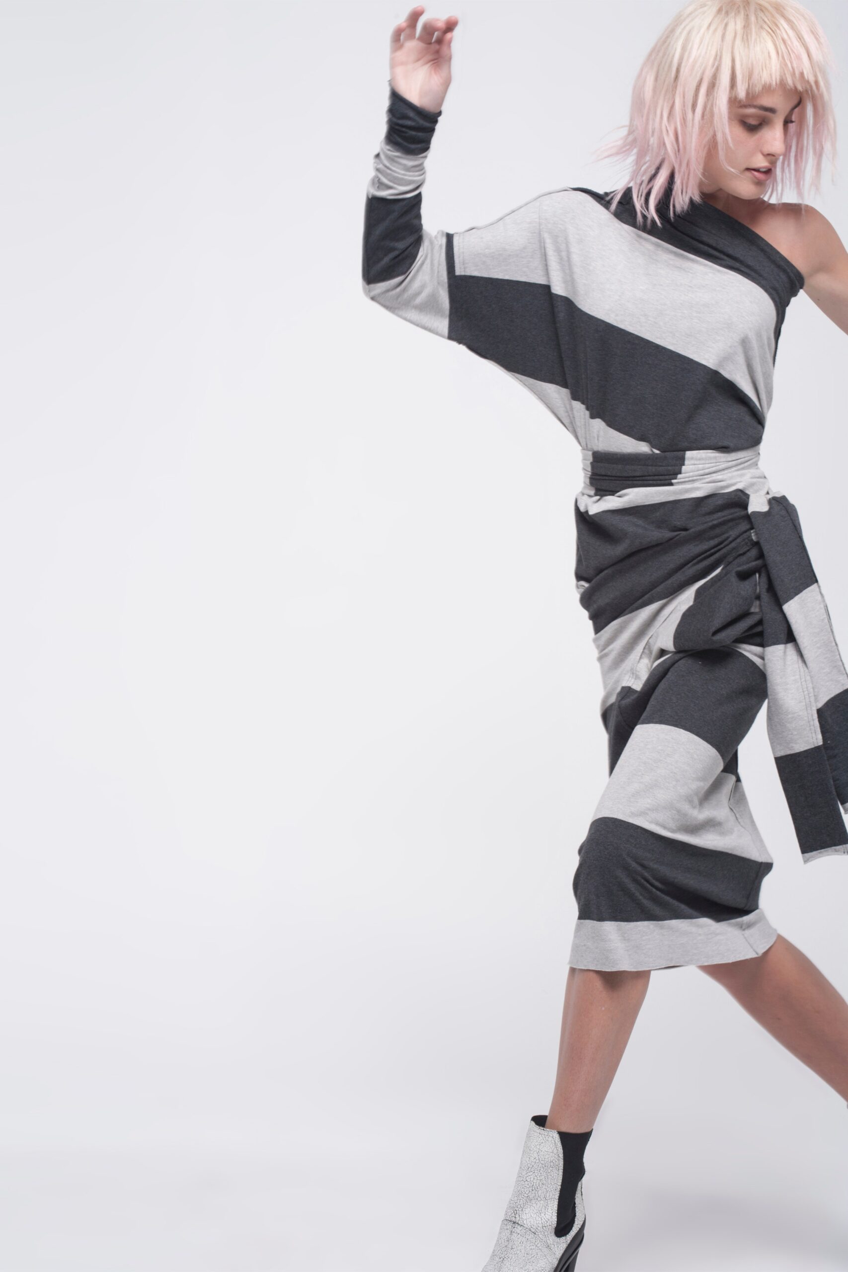 Norma Kamali F/W 16 Look 11
