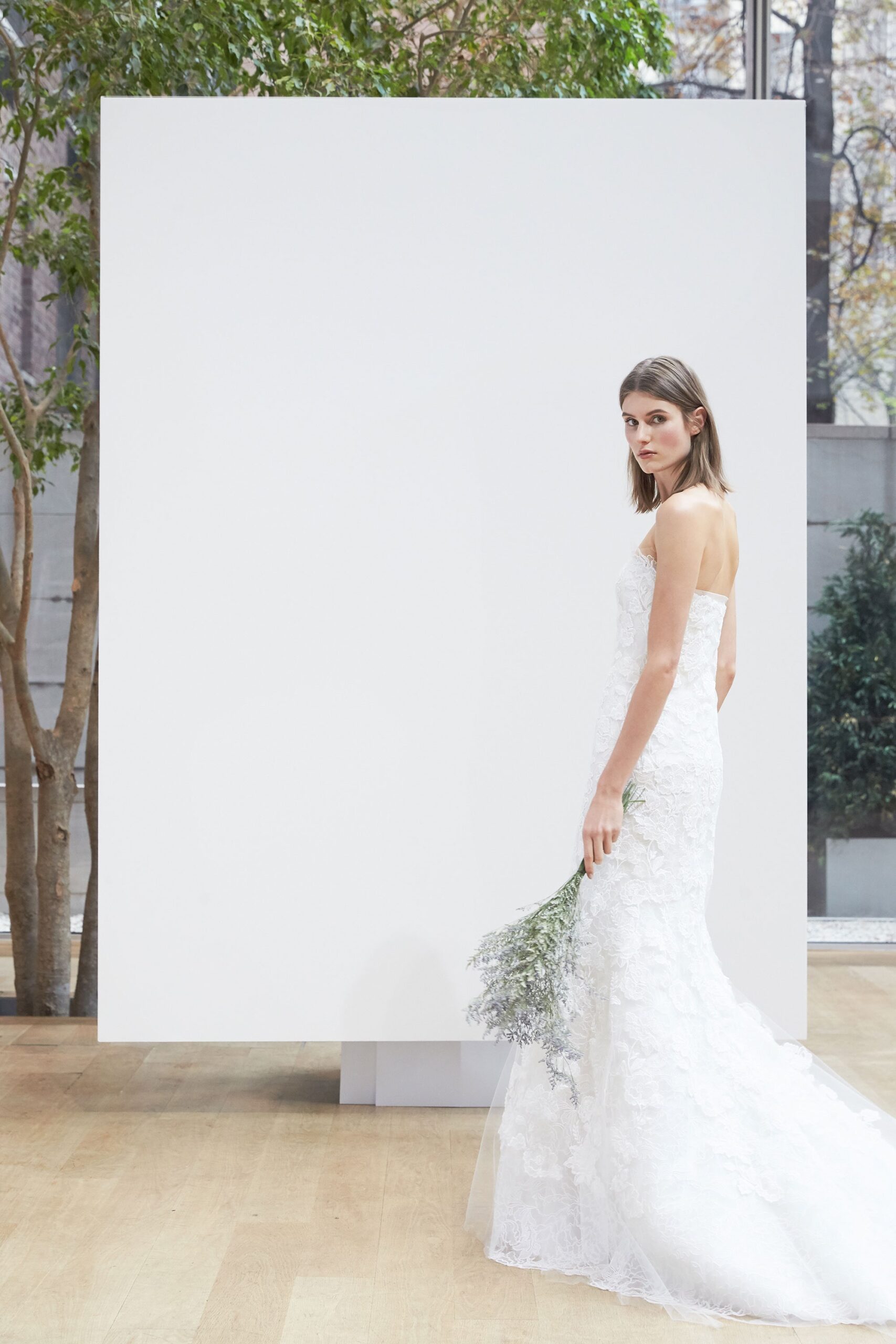 Oscar de la Renta S/S 18 Bridal Look 13