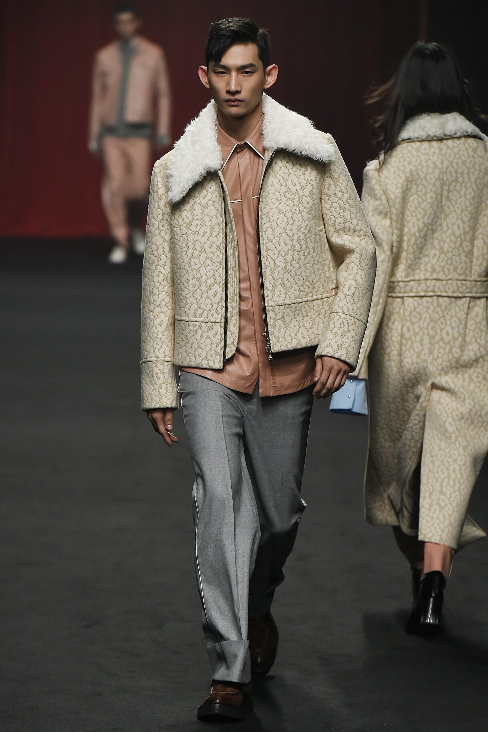 Ordinary People Seoul F/W 16 Look 2