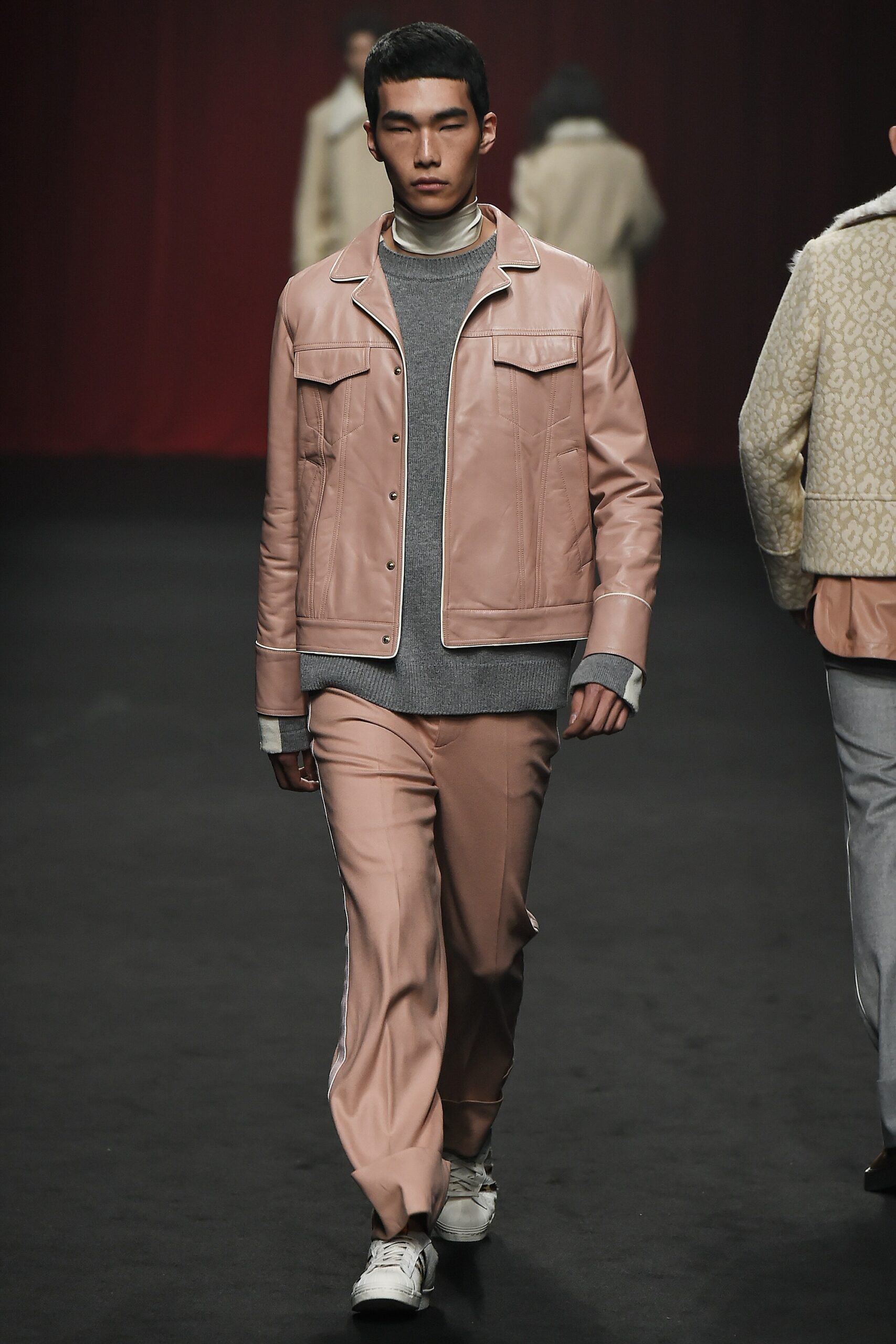 Ordinary People Seoul F/W 16 Look 3