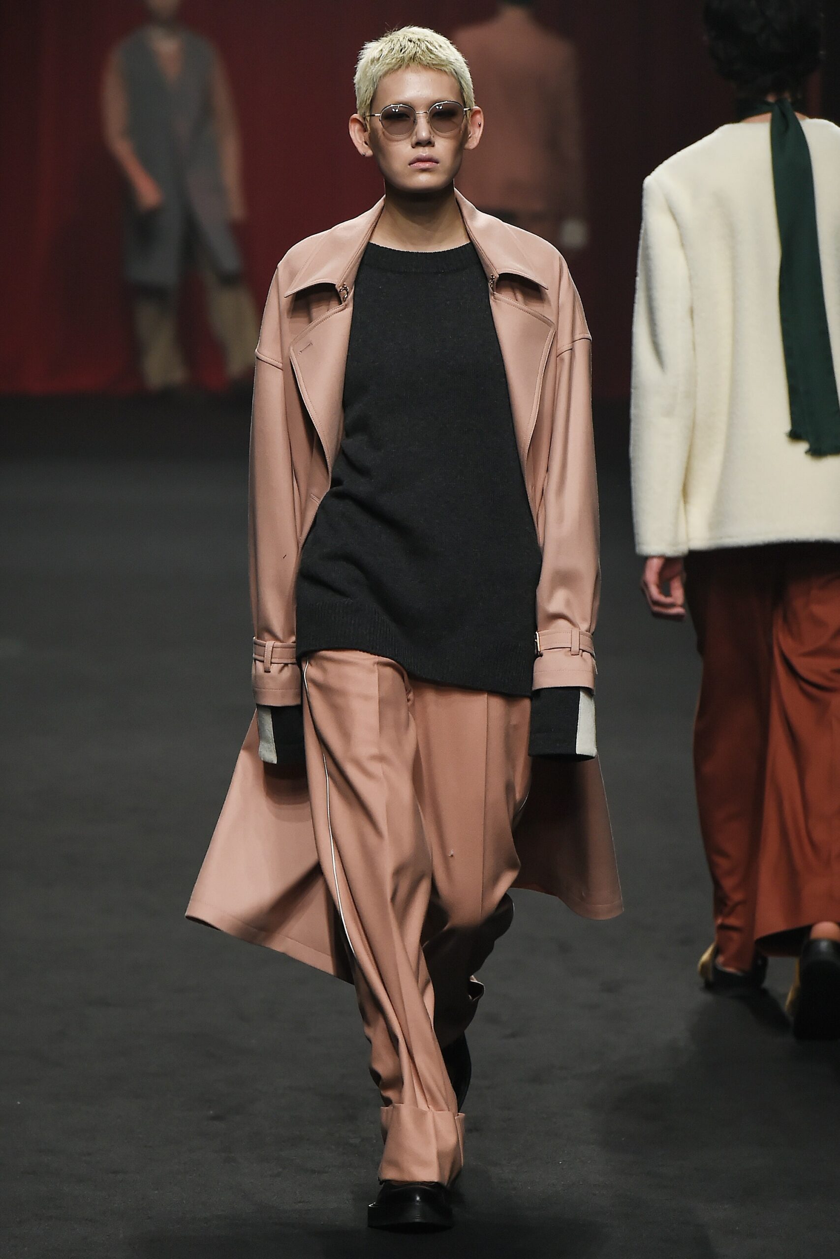 Ordinary People Seoul F/W 16 Look 7
