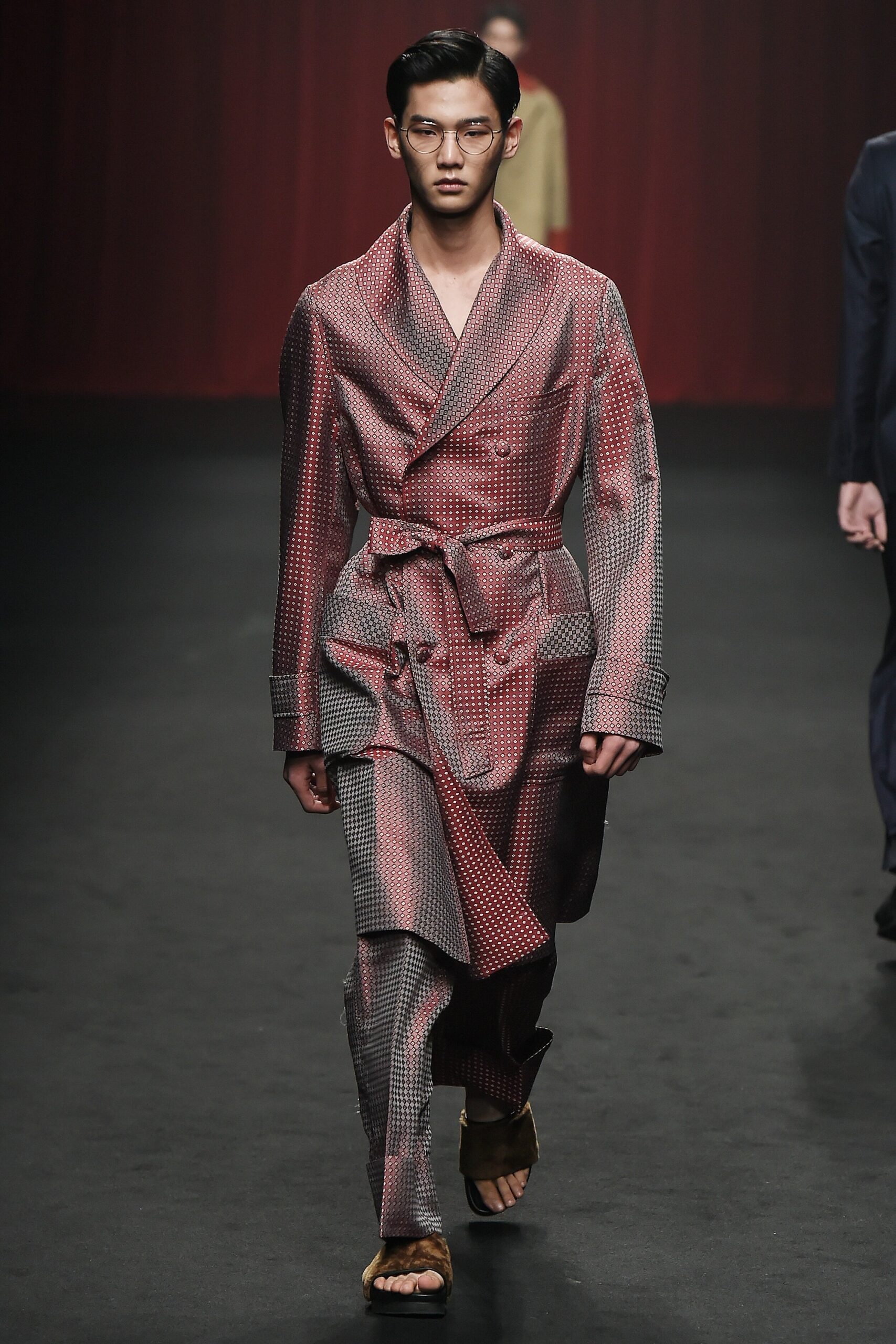 Ordinary People Seoul F/W 16 Look 15