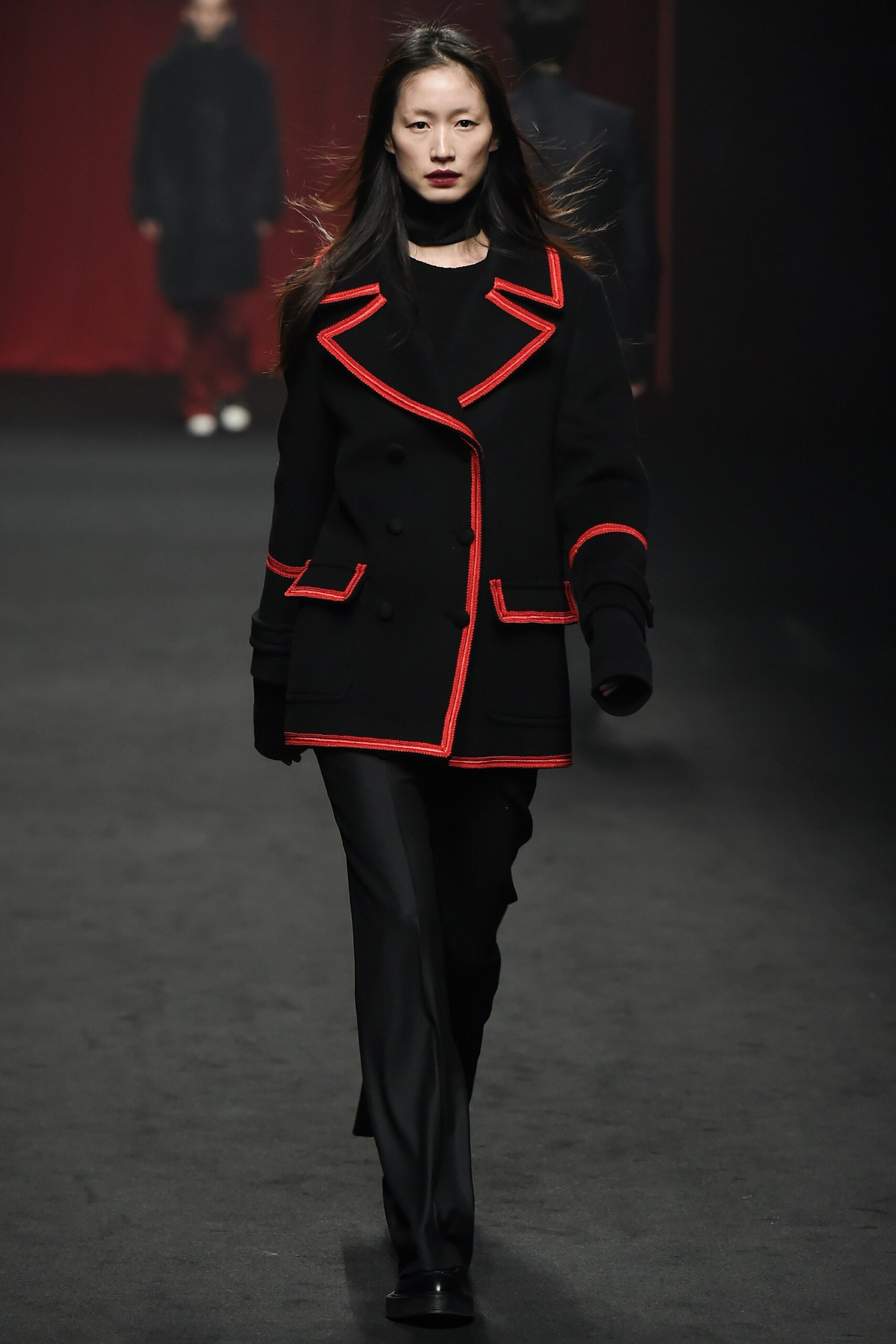 Ordinary People Seoul F/W 16 Look 20