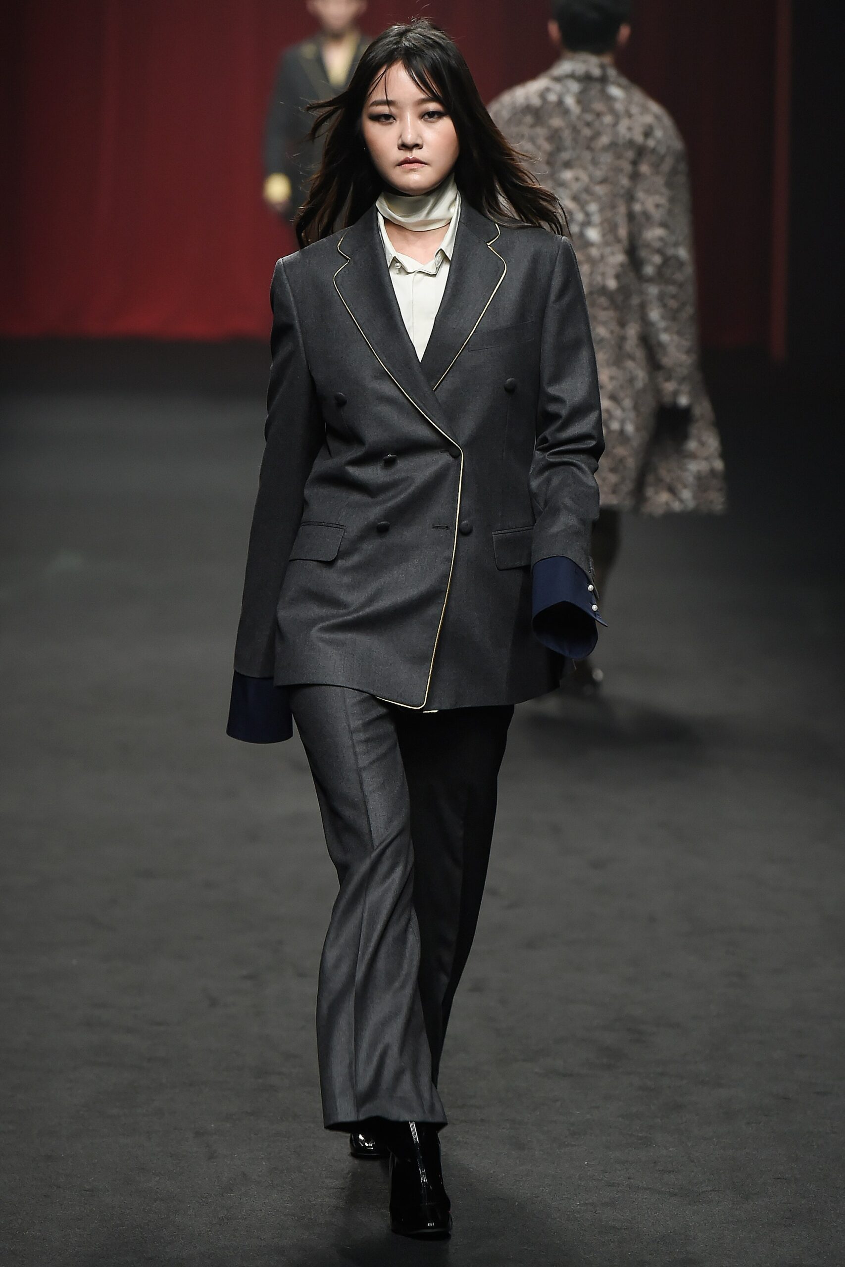 Ordinary People Seoul F/W 16 Look 25