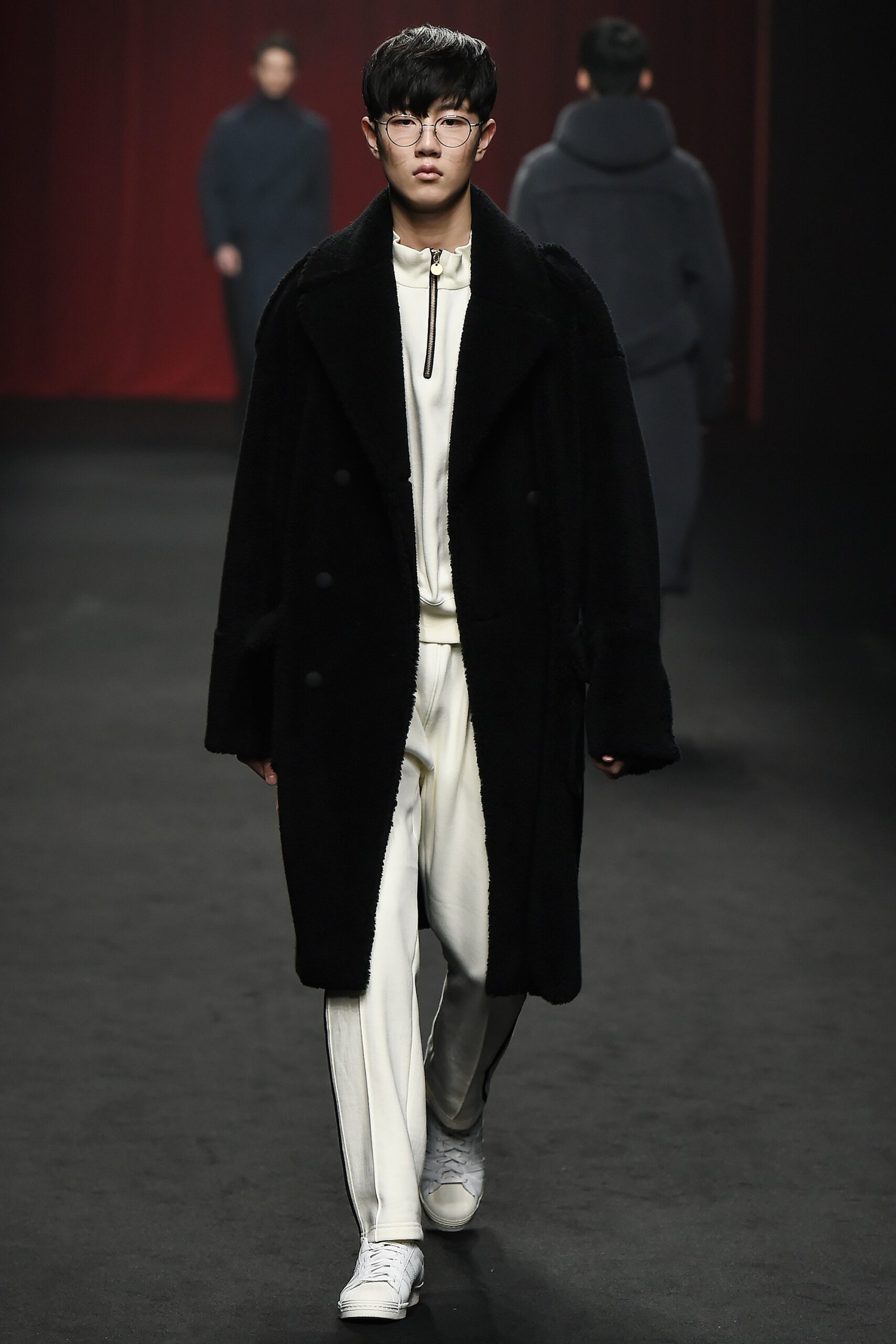 Ordinary People Seoul F/W 16 Look 28