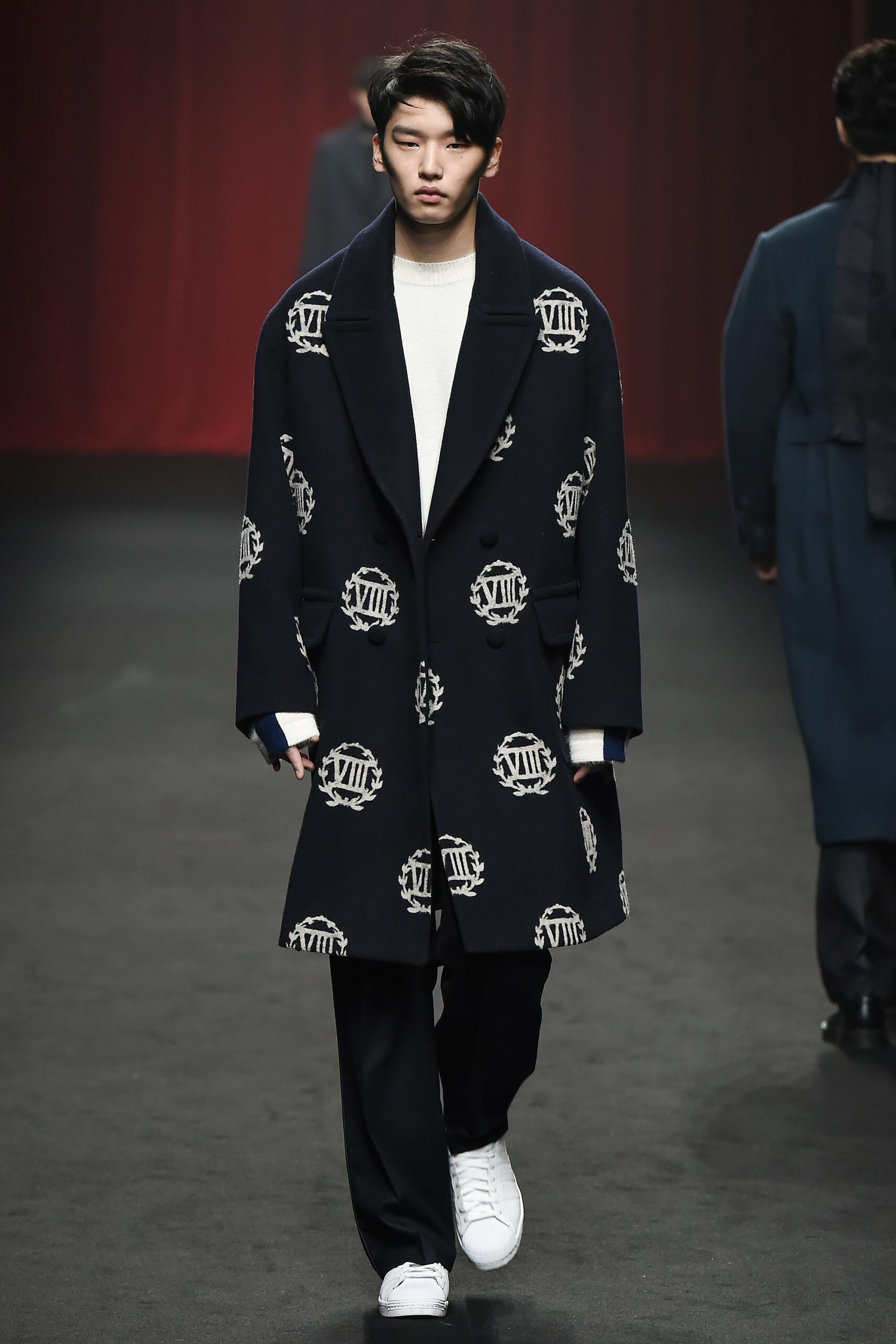 Ordinary People Seoul F/W 16 Look 30
