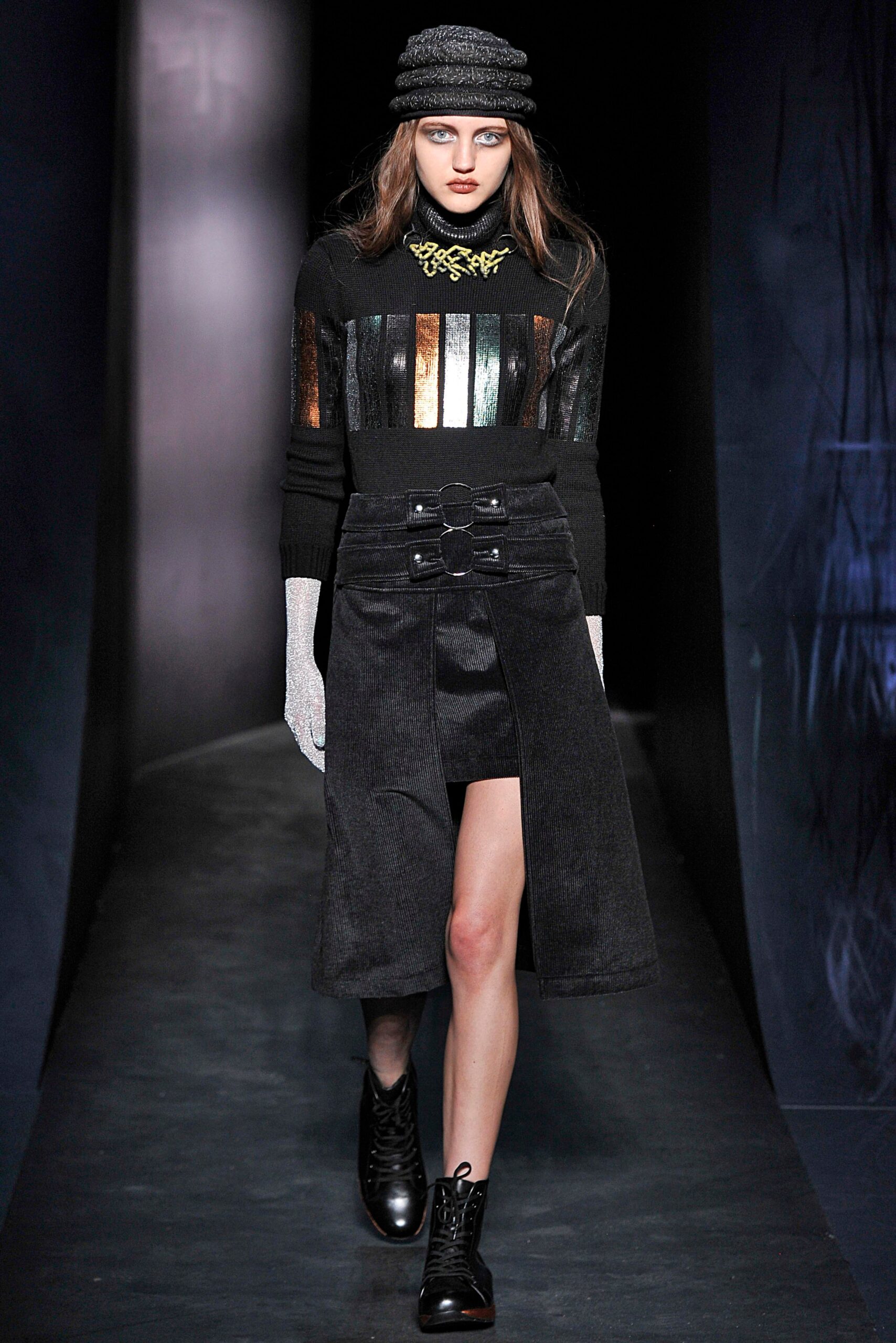 Phelan F/W 16 Look 18