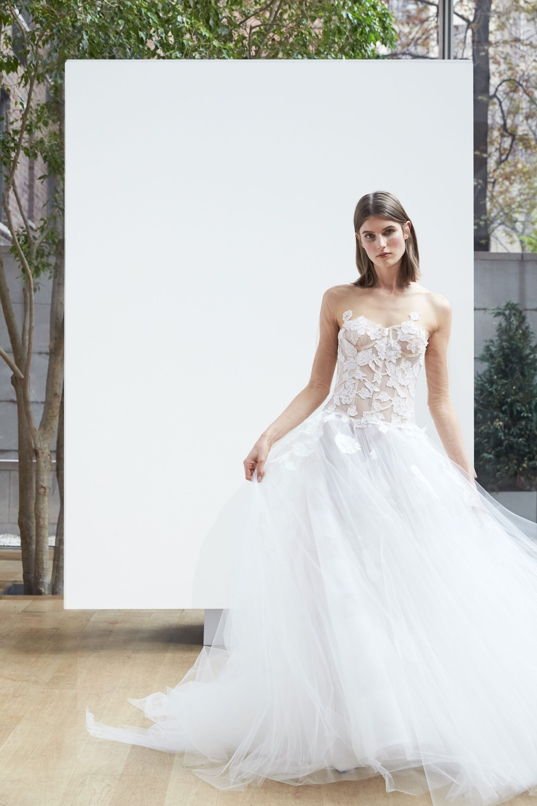 Oscar de la Renta S/S 18 Bridal Look 19