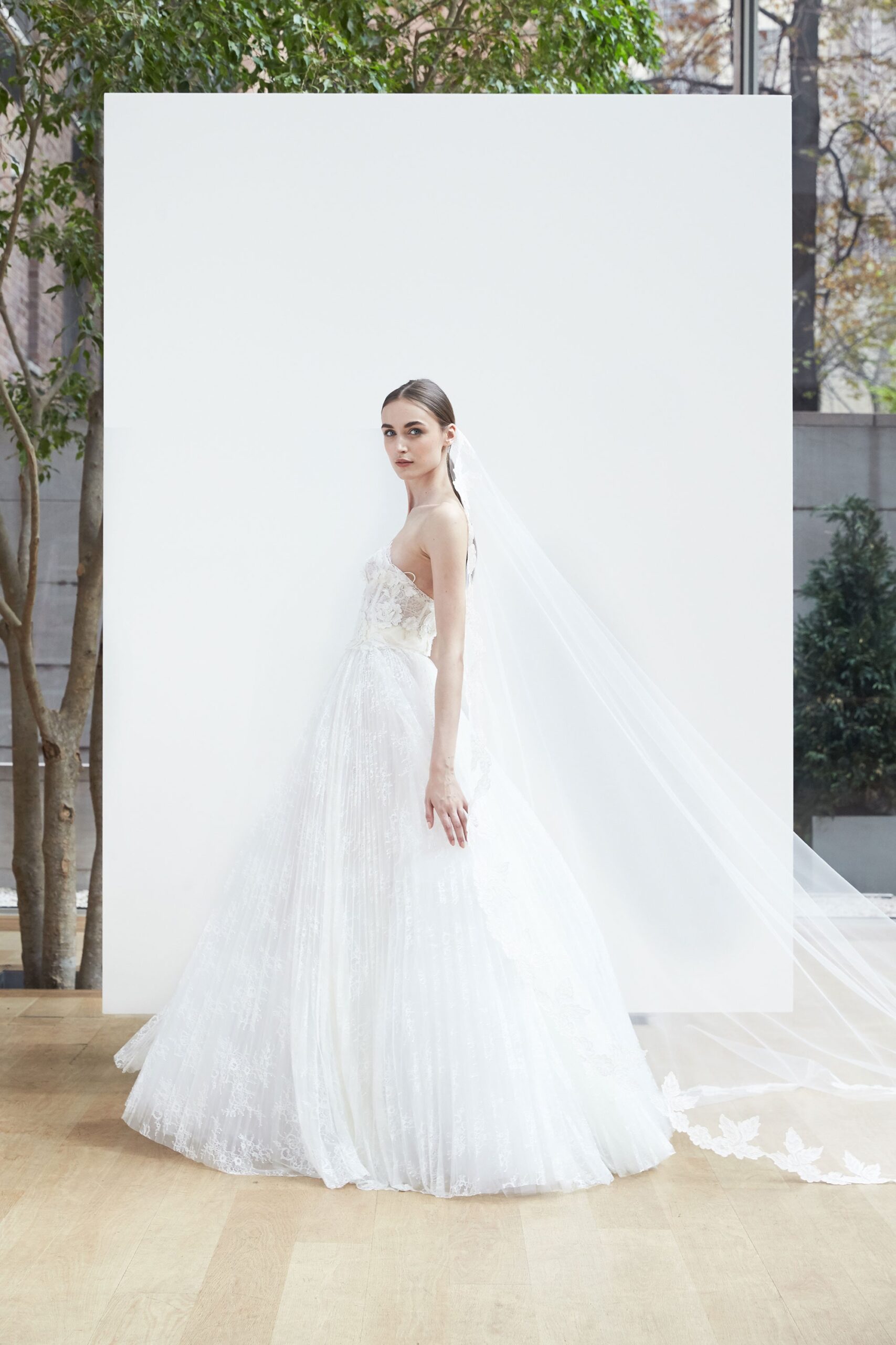 Oscar de la Renta S/S 18 Bridal Look 20