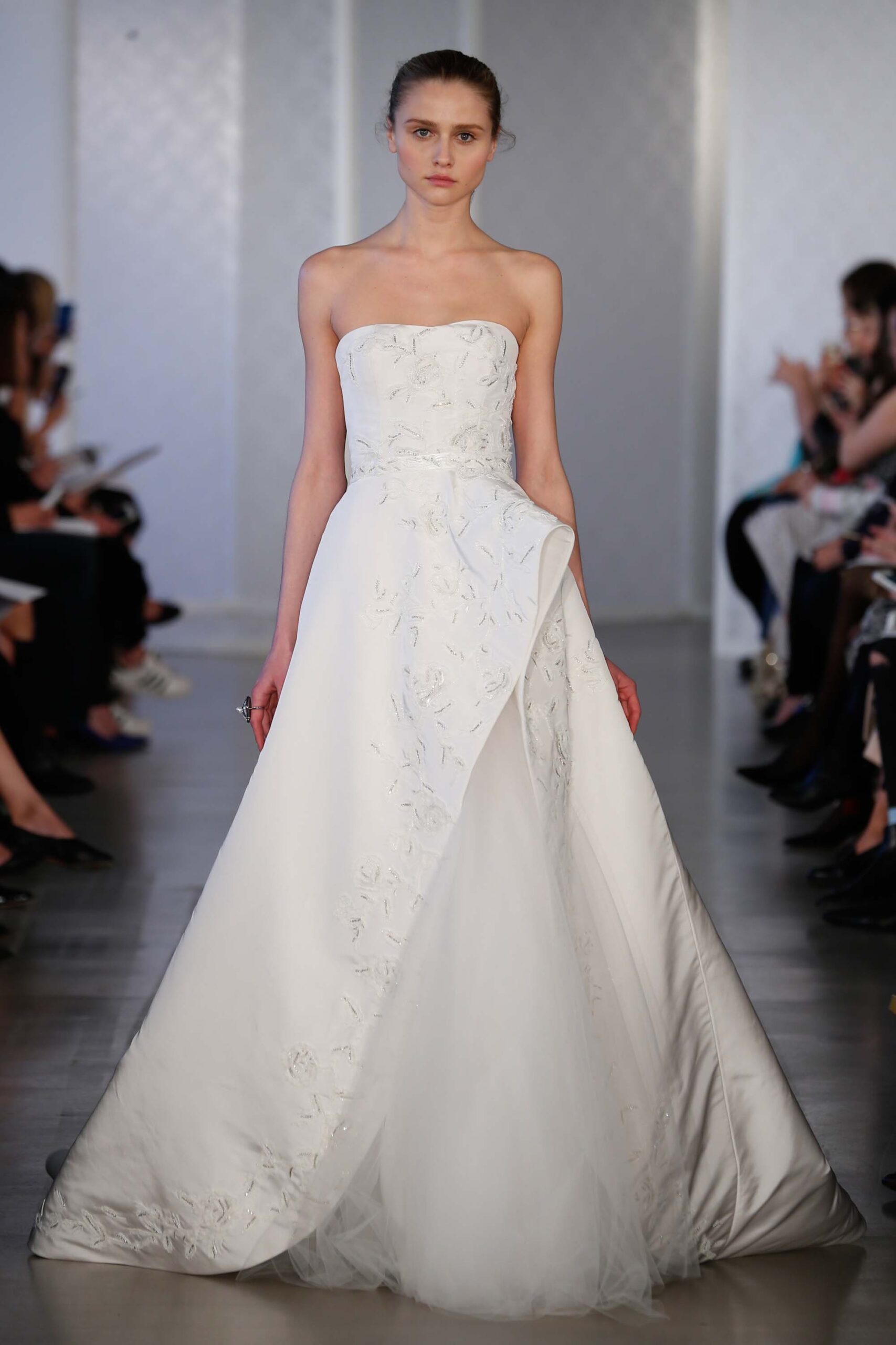 Oscar de la Renta S/S 17 Bridal Look 21