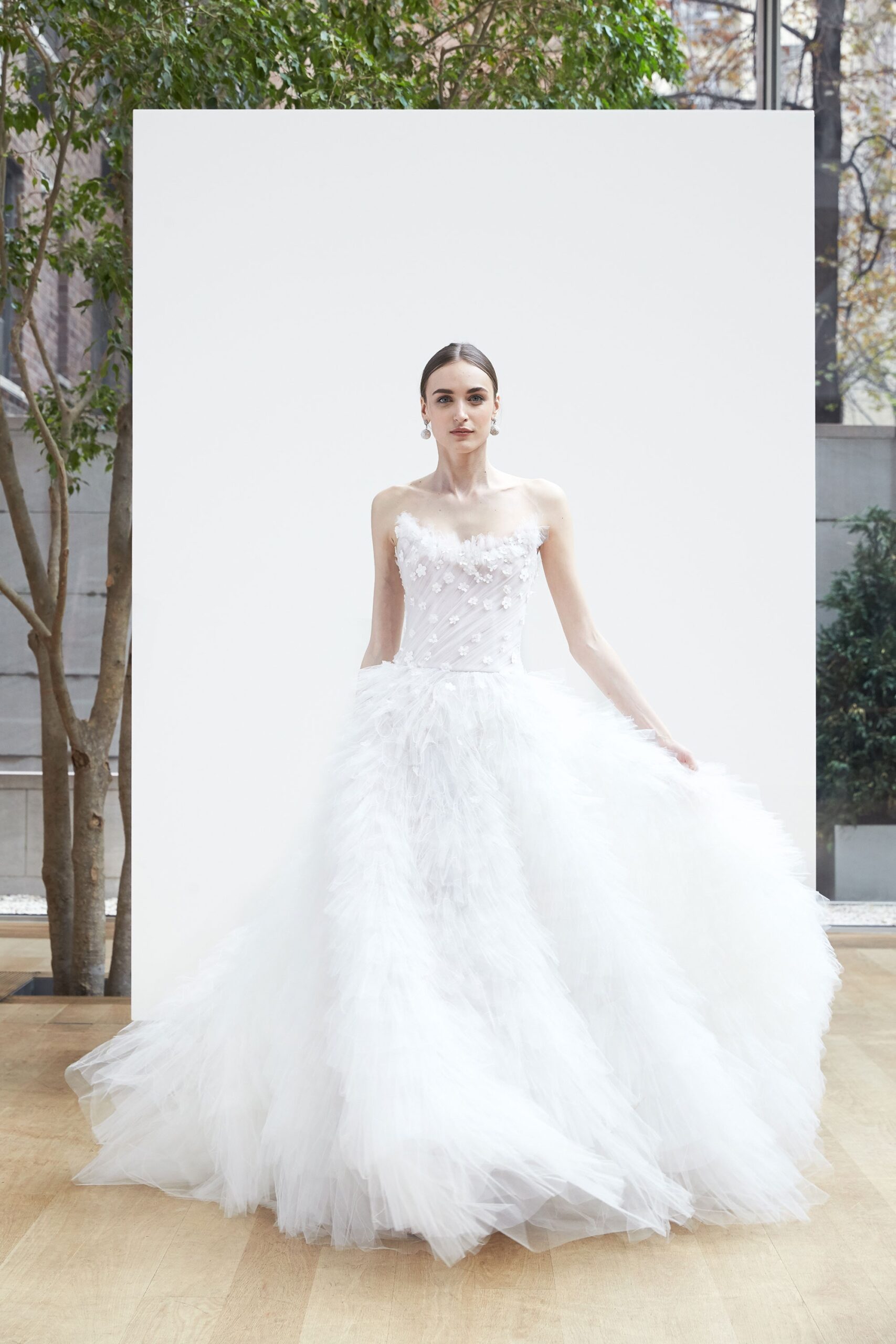 Oscar de la Renta S/S 18 Bridal Look 23