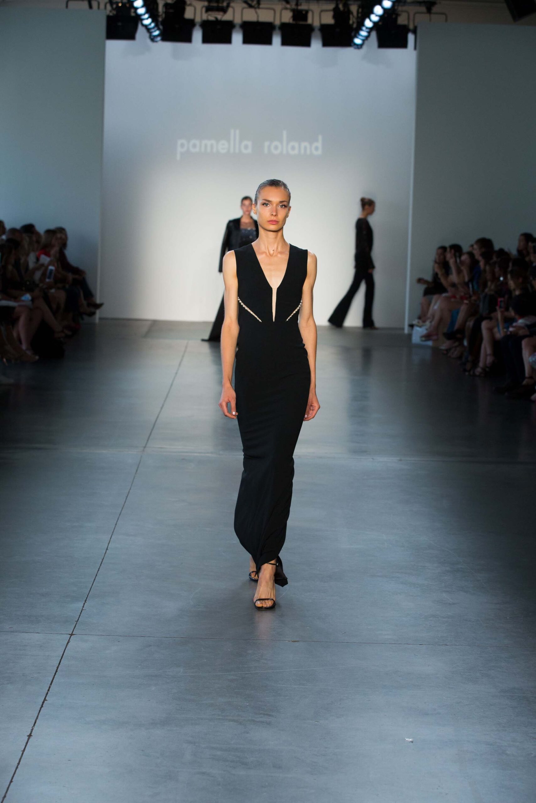 Pamella Roland S/S 17 Look 24